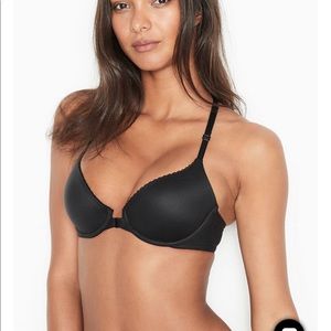 Body by Victoria -lightly lined demi- racer back